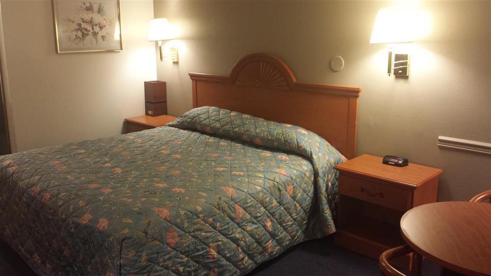 Americas Best Value Inn Burns Oda fotoğraf